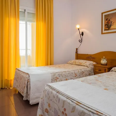 Torrecilla Beach Apartamento Cantares Daire